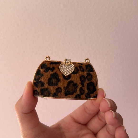 🔥10/$15 Charm - Picture 2 of 4